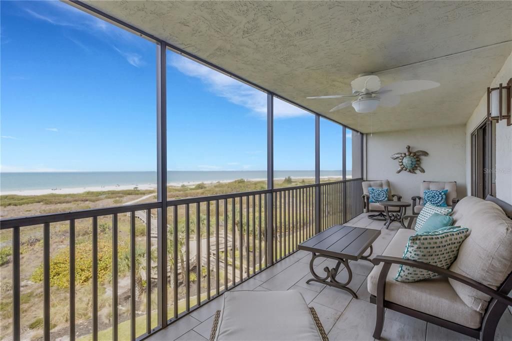 For Sale: $1,695,000 (2 beds, 2 baths, 1316 Square Feet)