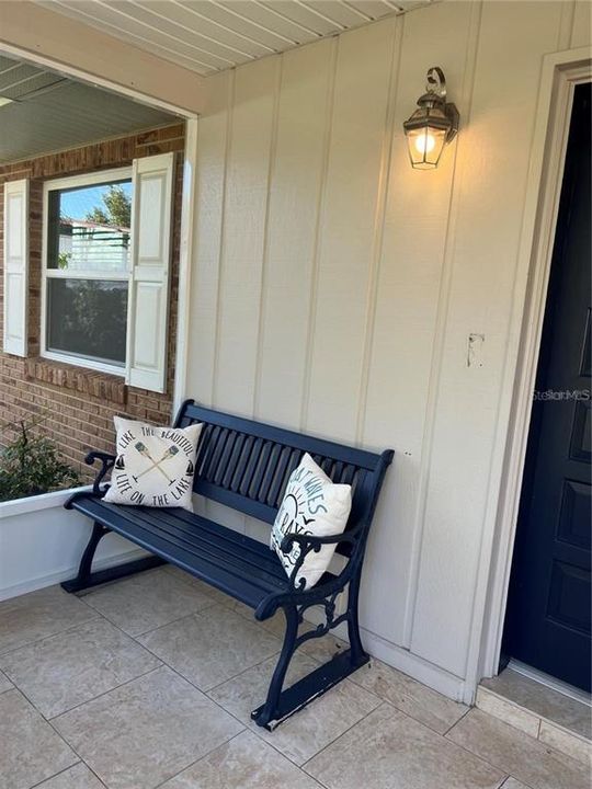 For Rent: $2,450 (3 beds, 2 baths, 1246 Square Feet)