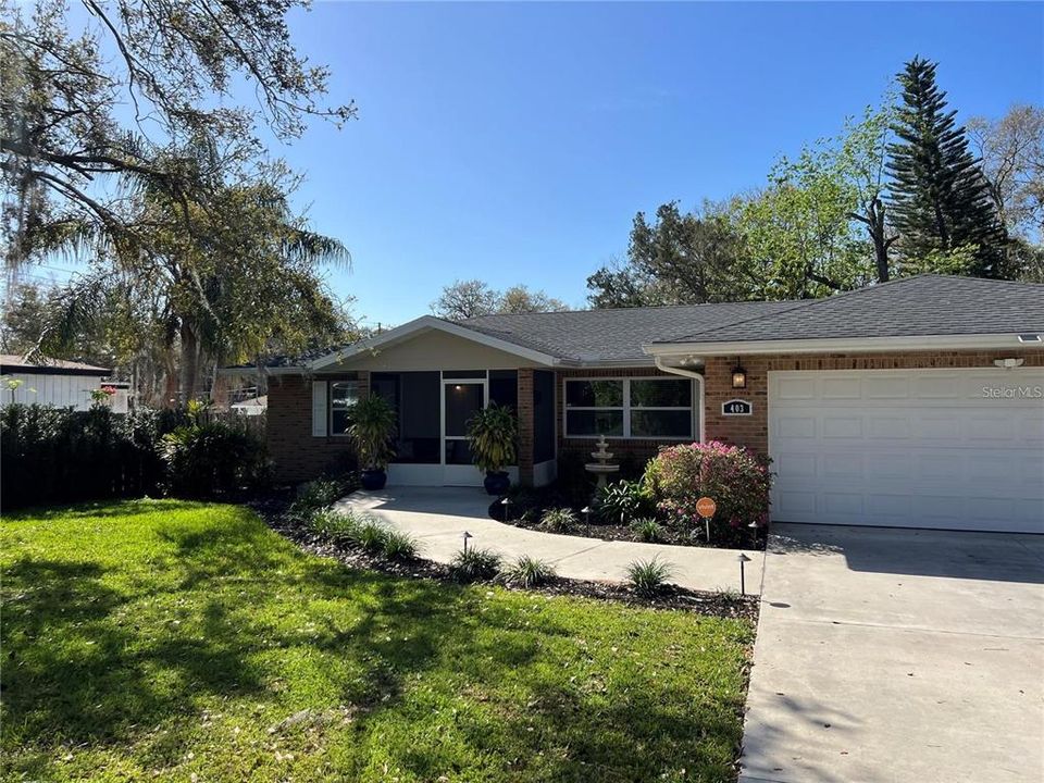 For Rent: $2,450 (3 beds, 2 baths, 1246 Square Feet)