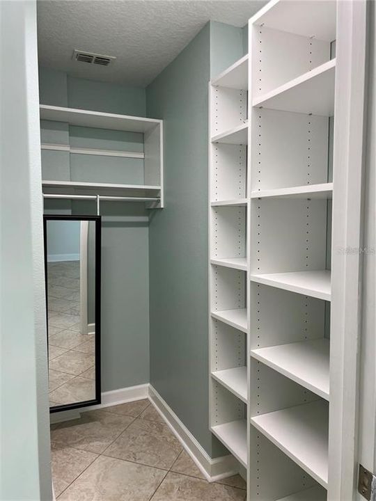 For Rent: $2,450 (3 beds, 2 baths, 1246 Square Feet)
