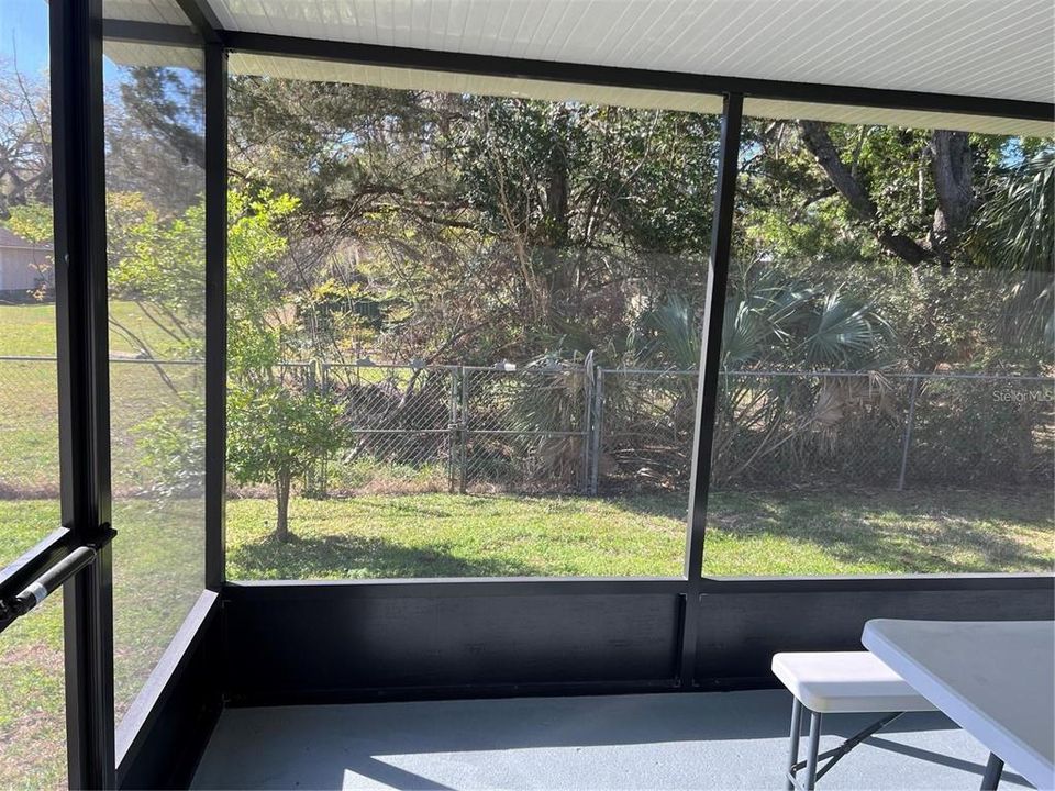 For Rent: $2,450 (3 beds, 2 baths, 1246 Square Feet)