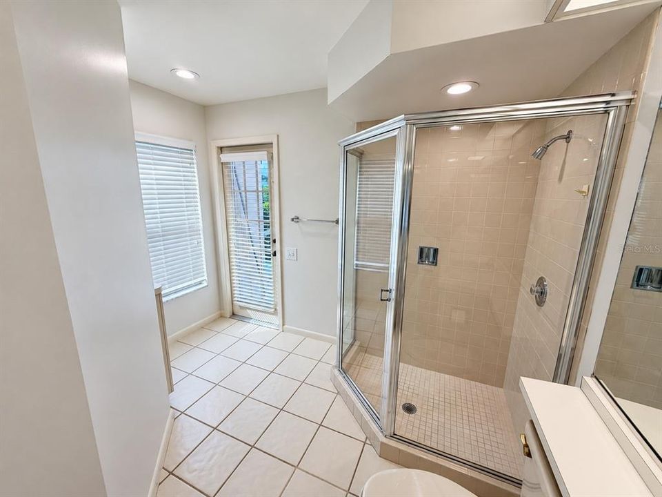 В аренду: $3,800 (4 спален, 3 ванн, 2882 Квадратных фут)