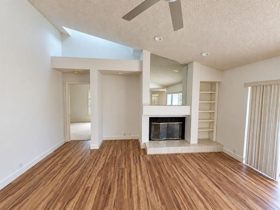 В аренду: $3,800 (4 спален, 3 ванн, 2882 Квадратных фут)
