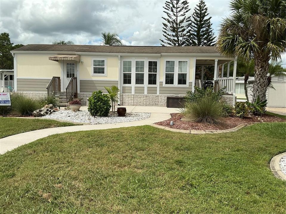 For Rent: $2,400 (1 beds, 1 baths, 518 Square Feet)