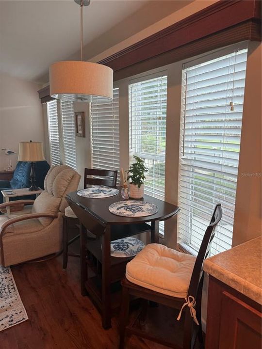 For Rent: $2,400 (1 beds, 1 baths, 518 Square Feet)