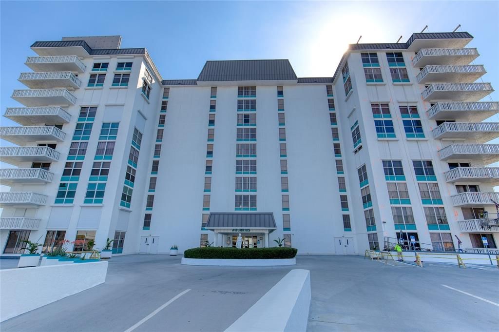 En Venta: $399,900 (2 camas, 2 baños, 1250 Pies cuadrados)
