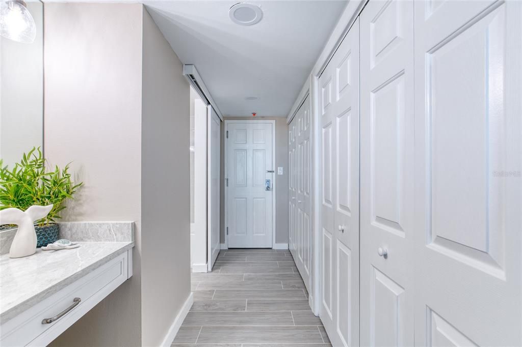 En Venta: $399,900 (2 camas, 2 baños, 1250 Pies cuadrados)