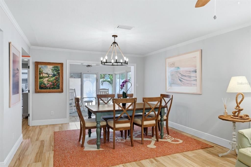 For Sale: $839,000 (2 beds, 2 baths, 1672 Square Feet)