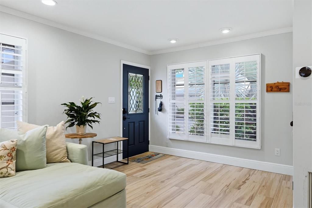For Sale: $839,000 (2 beds, 2 baths, 1672 Square Feet)
