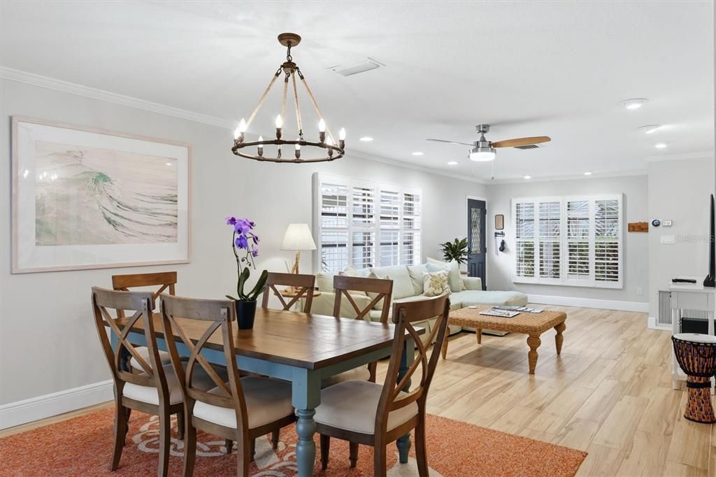 For Sale: $839,000 (2 beds, 2 baths, 1672 Square Feet)