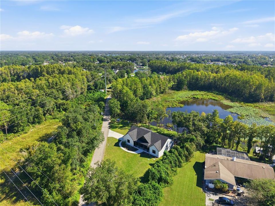 En Venta: $945,000 (4 camas, 3 baños, 2361 Pies cuadrados)