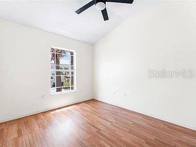 В аренду: $2,225 (3 спален, 2 ванн, 1276 Квадратных фут)