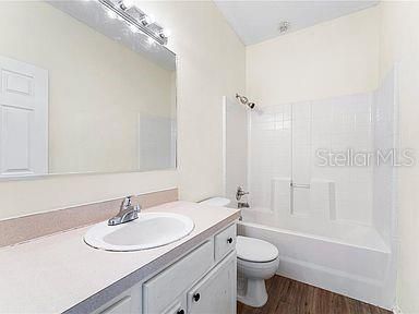 В аренду: $2,225 (3 спален, 2 ванн, 1276 Квадратных фут)