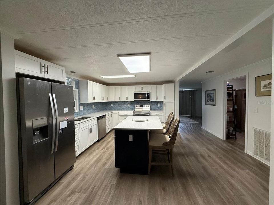 For Sale: $218,000 (2 beds, 2 baths, 1440 Square Feet)
