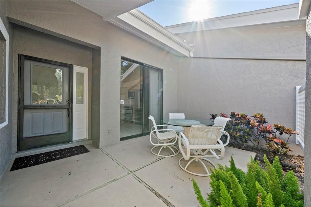 En Venta: $275,000 (2 camas, 2 baños, 1209 Pies cuadrados)