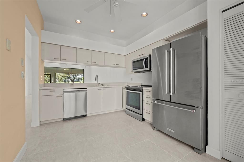 En Venta: $275,000 (2 camas, 2 baños, 1209 Pies cuadrados)