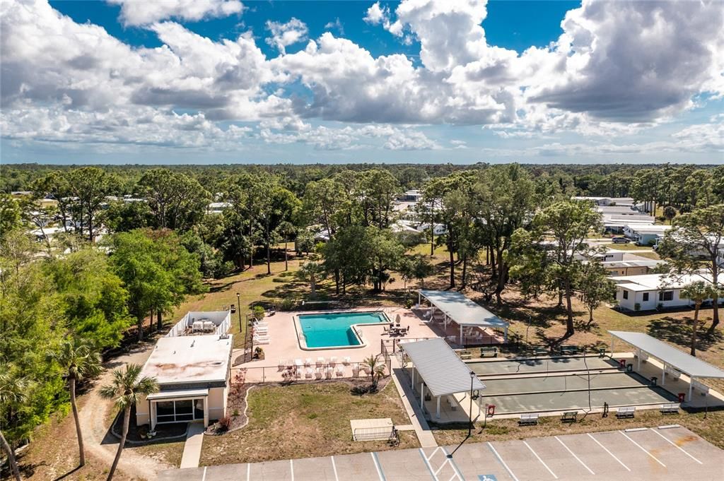 For Sale: $145,000 (2 beds, 1 baths, 731 Square Feet)