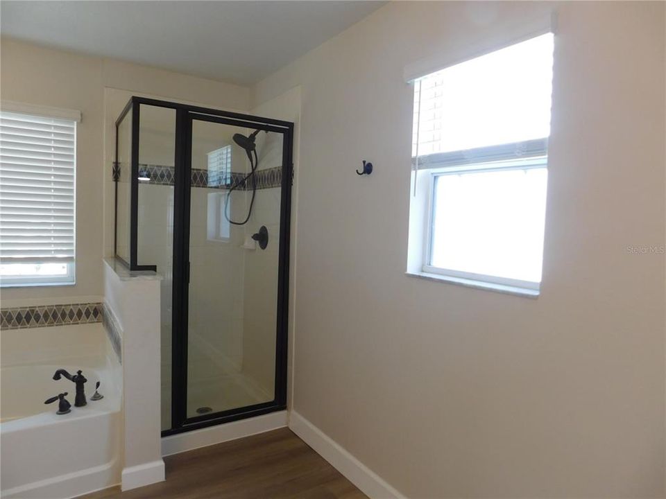 В аренду: $3,200 (3 спален, 2 ванн, 2919 Квадратных фут)