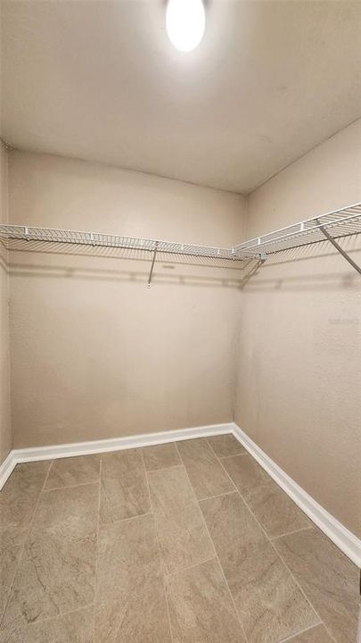 For Rent: $2,270 (3 beds, 2 baths, 1348 Square Feet)