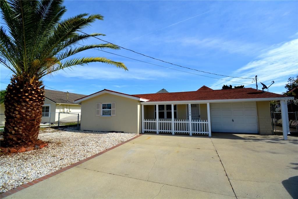 For Rent: $2,270 (3 beds, 2 baths, 1348 Square Feet)