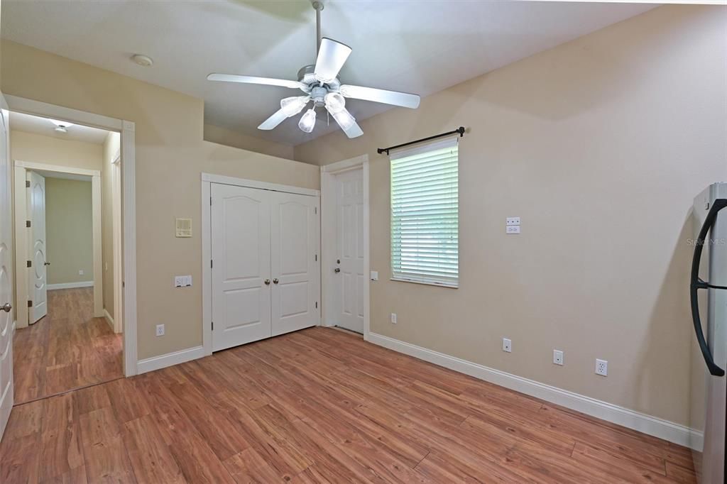 Active With Contract: $975,000 (5 beds, 4 baths, 4782 Square Feet)