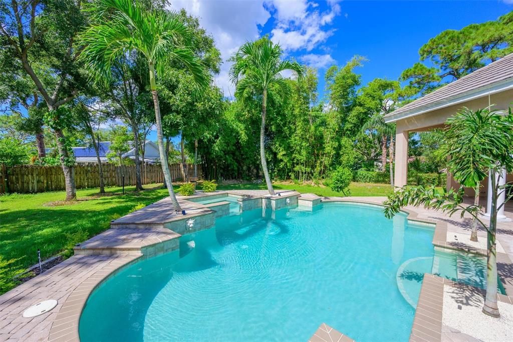 Active With Contract: $975,000 (5 beds, 4 baths, 4782 Square Feet)