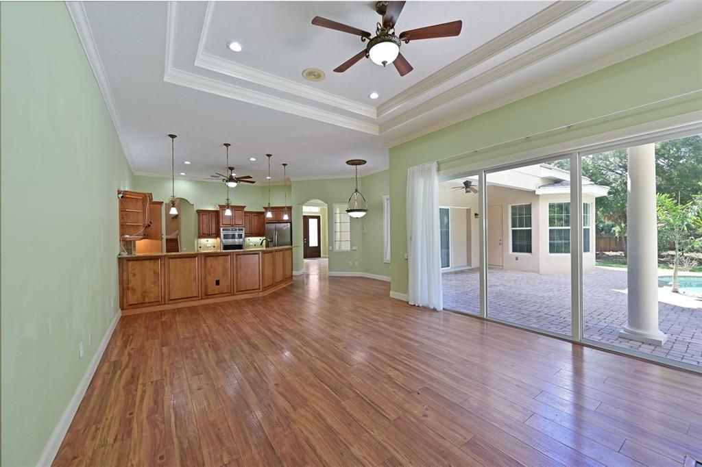 Active With Contract: $975,000 (5 beds, 4 baths, 4782 Square Feet)