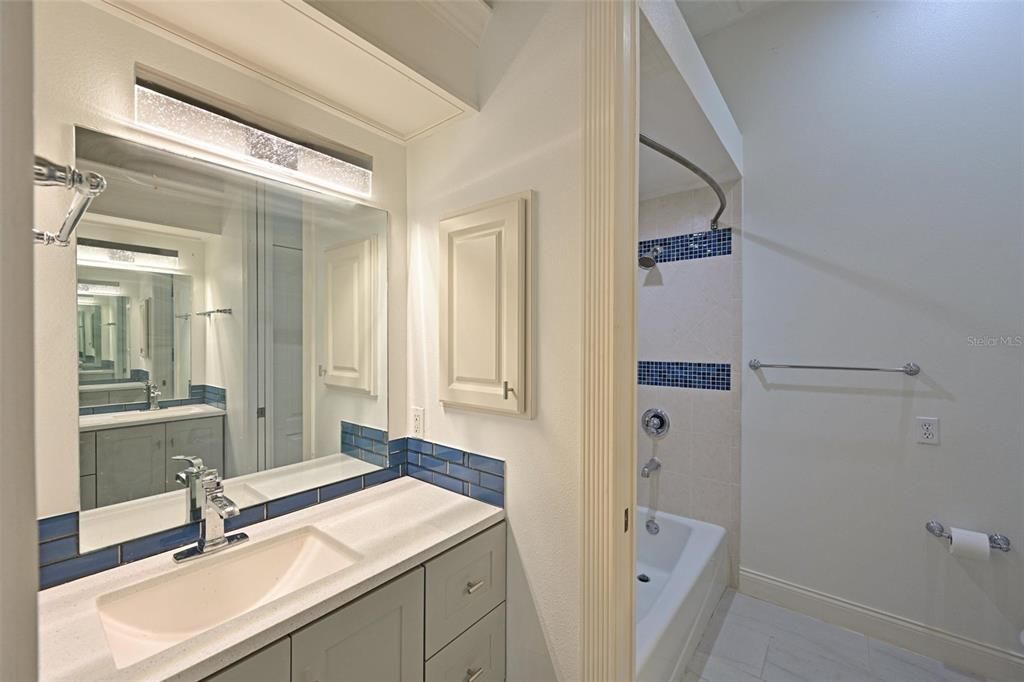 Active With Contract: $975,000 (5 beds, 4 baths, 4782 Square Feet)