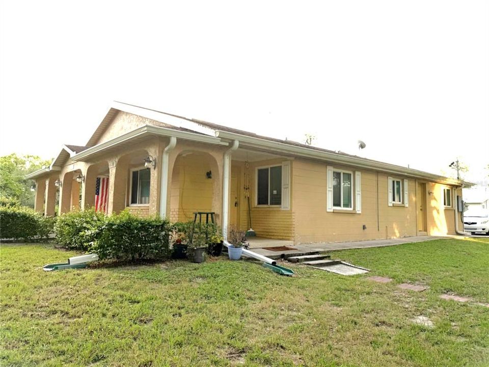 В аренду: $1,550 (1 спален, 1 ванн, 2896 Квадратных фут)