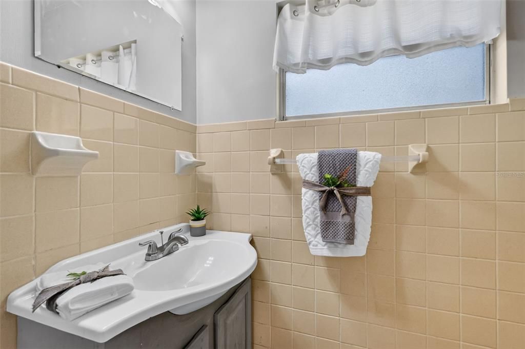 En Venta: $229,500 (2 camas, 1 baños, 1264 Pies cuadrados)