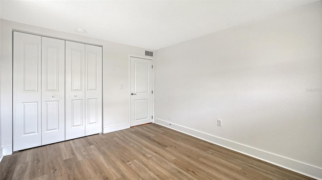 For Sale: $423,750 (2 beds, 2 baths, 1429 Square Feet)