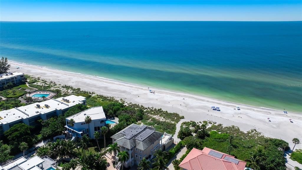 For Sale: $423,750 (2 beds, 2 baths, 1429 Square Feet)
