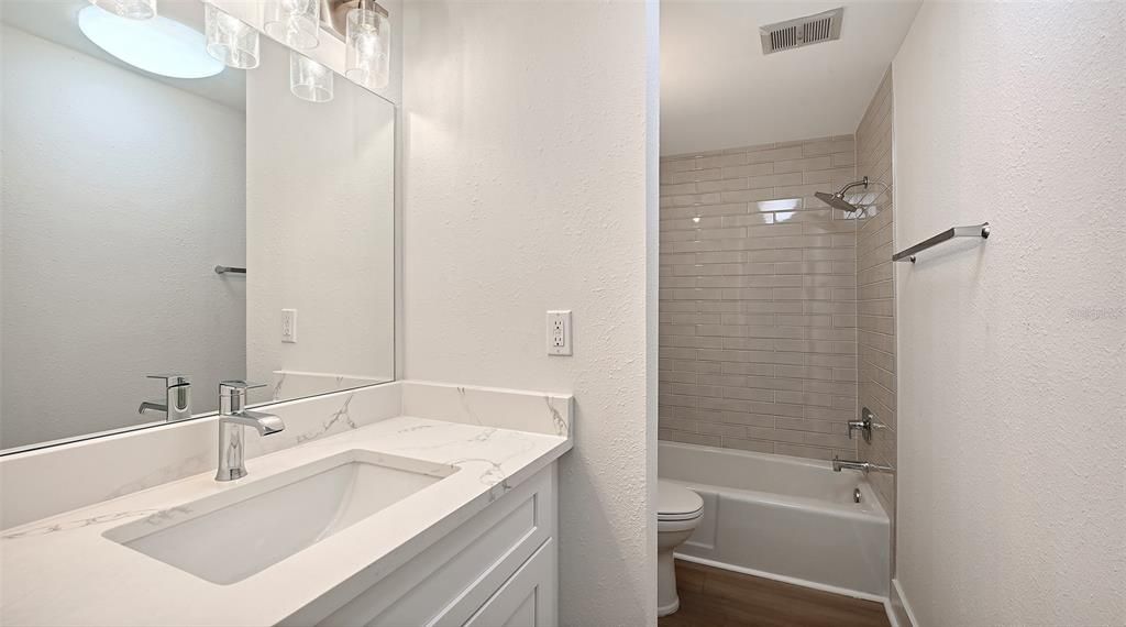 For Sale: $423,750 (2 beds, 2 baths, 1429 Square Feet)