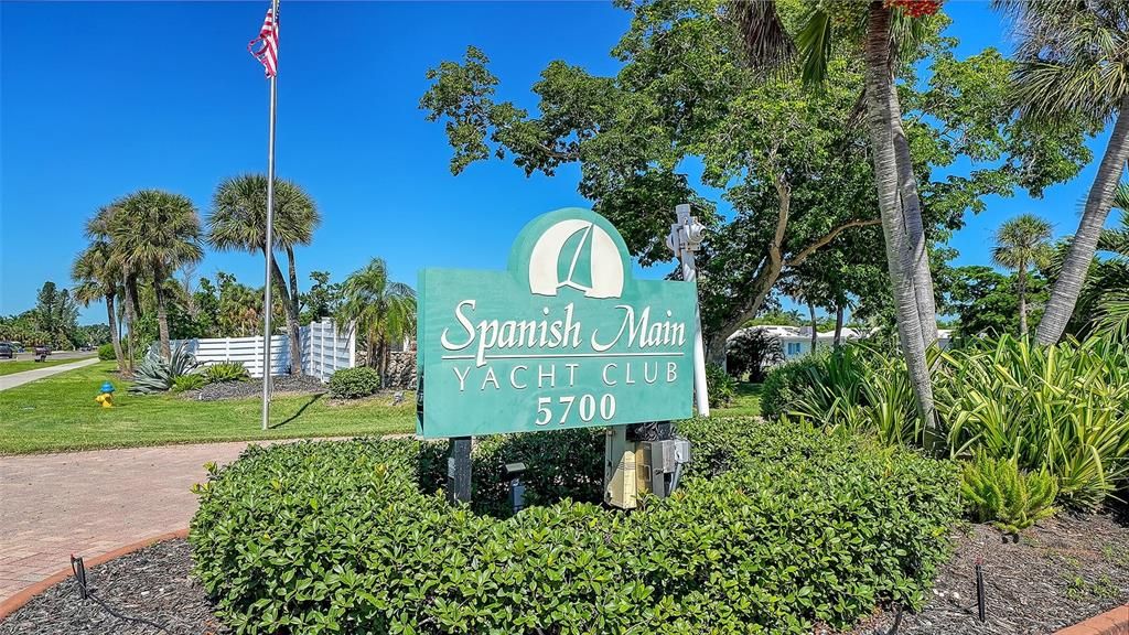For Sale: $423,750 (2 beds, 2 baths, 1429 Square Feet)