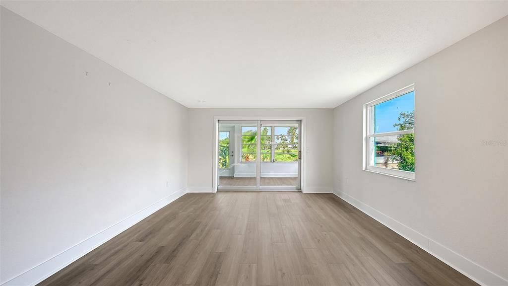 For Sale: $423,750 (2 beds, 2 baths, 1429 Square Feet)