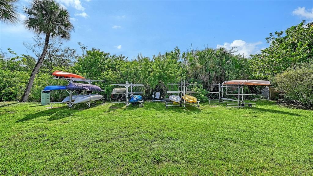 For Sale: $423,750 (2 beds, 2 baths, 1429 Square Feet)