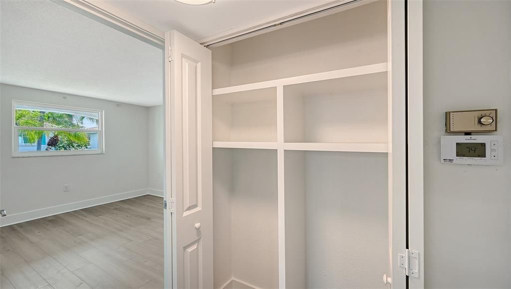 For Sale: $423,750 (2 beds, 2 baths, 1429 Square Feet)