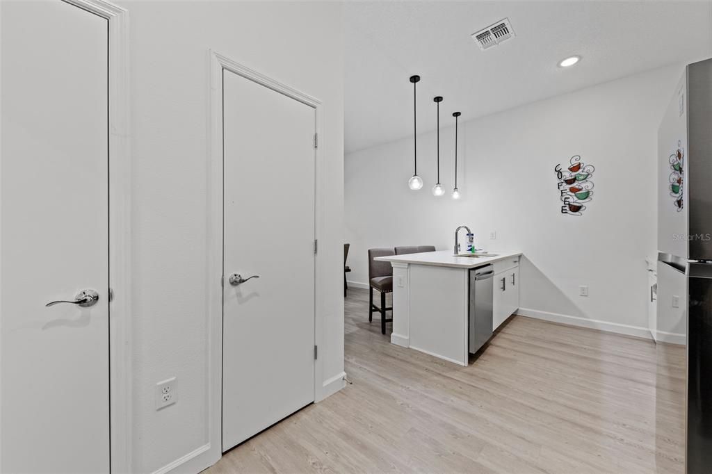 For Sale: $559,999 (5 beds, 4 baths, 1671 Square Feet)