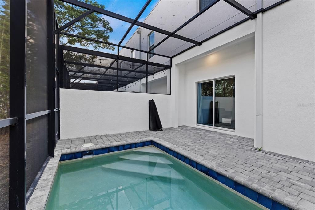 For Sale: $559,999 (5 beds, 4 baths, 1671 Square Feet)