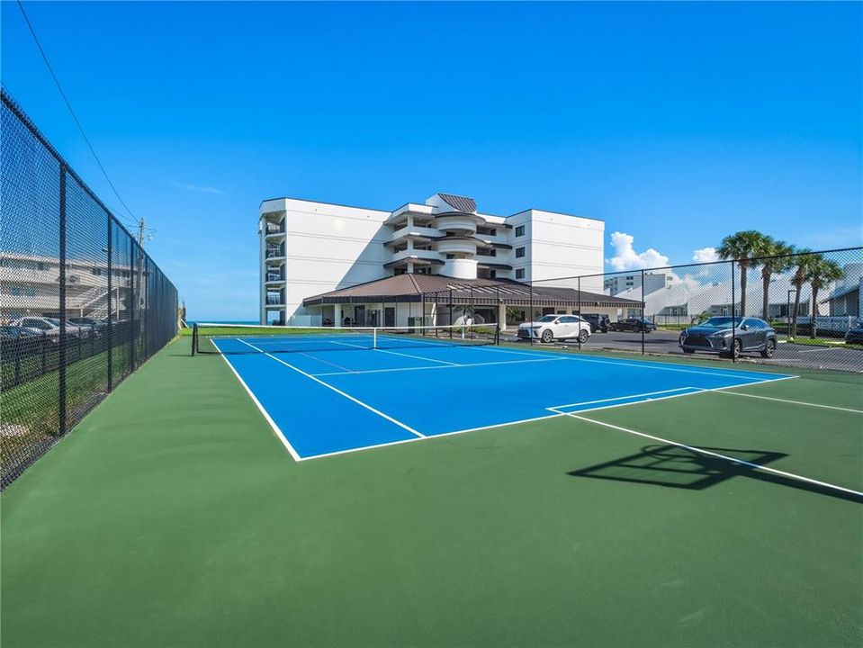 En Venta: $780,000 (2 camas, 2 baños, 1200 Pies cuadrados)