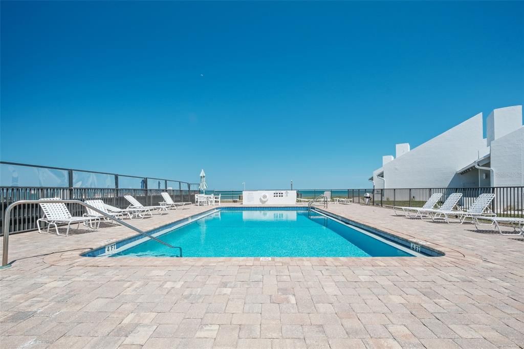 En Venta: $780,000 (2 camas, 2 baños, 1200 Pies cuadrados)