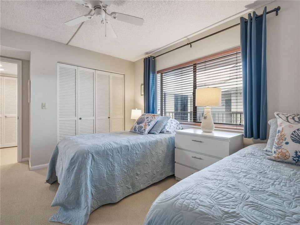 En Venta: $780,000 (2 camas, 2 baños, 1200 Pies cuadrados)