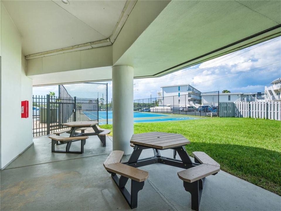 En Venta: $780,000 (2 camas, 2 baños, 1200 Pies cuadrados)