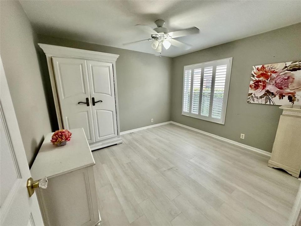 En Venta: $389,900 (3 camas, 2 baños, 1704 Pies cuadrados)