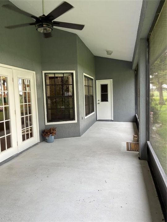 En Venta: $374,500 (3 camas, 2 baños, 2219 Pies cuadrados)