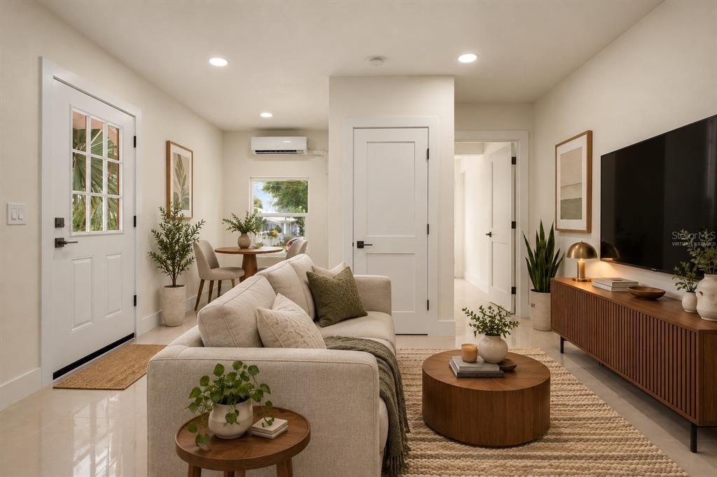 For Rent: $1,495 (1 beds, 1 baths, 565 Square Feet)