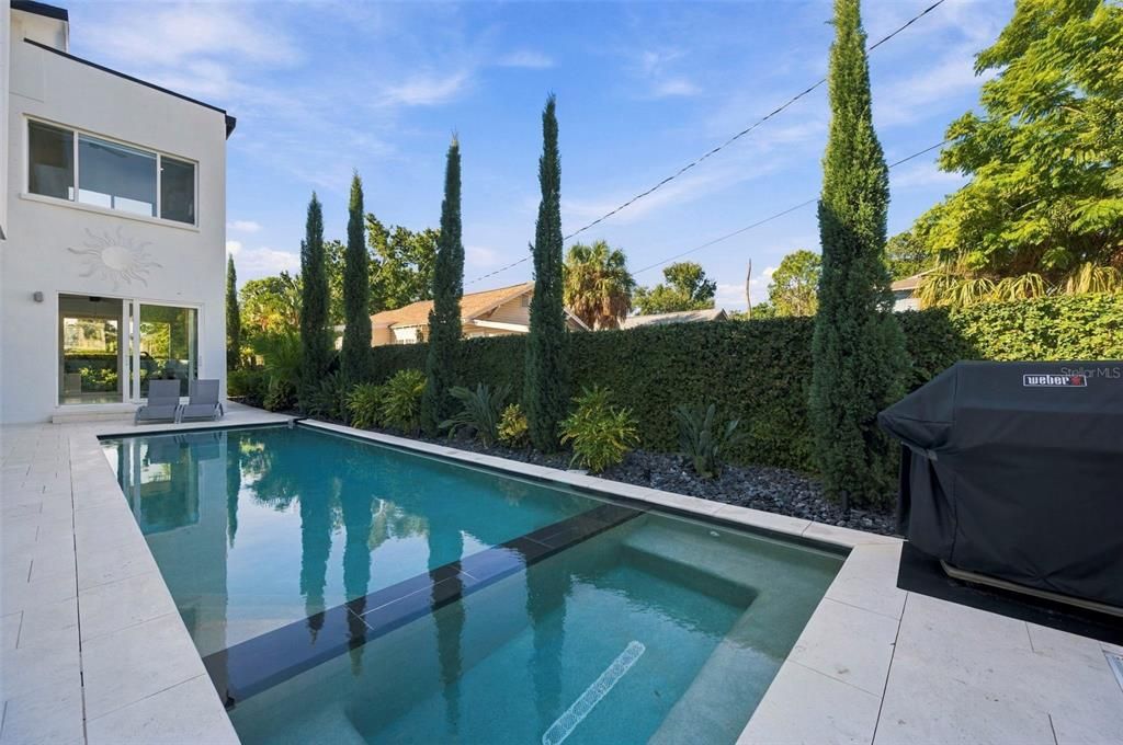 En Venta: $1,499,999 (4 camas, 3 baños, 2315 Pies cuadrados)