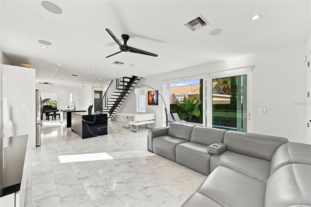 En Venta: $1,499,999 (4 camas, 3 baños, 2315 Pies cuadrados)