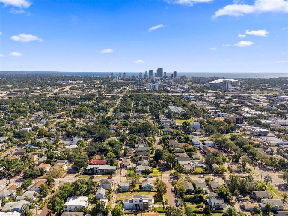 En Venta: $1,499,999 (4 camas, 3 baños, 2315 Pies cuadrados)