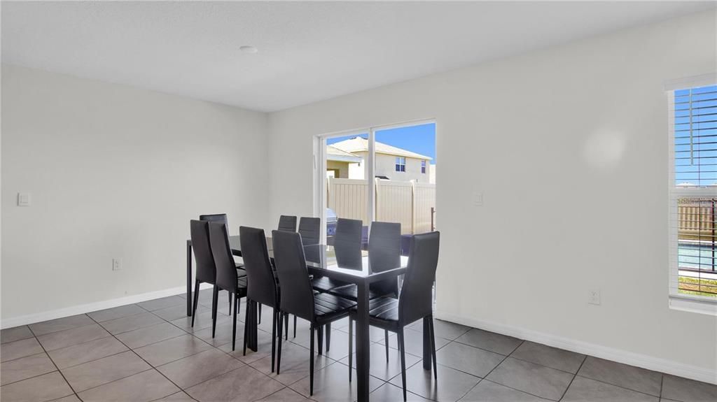 For Rent: $3,200 (5 beds, 3 baths, 2674 Square Feet)